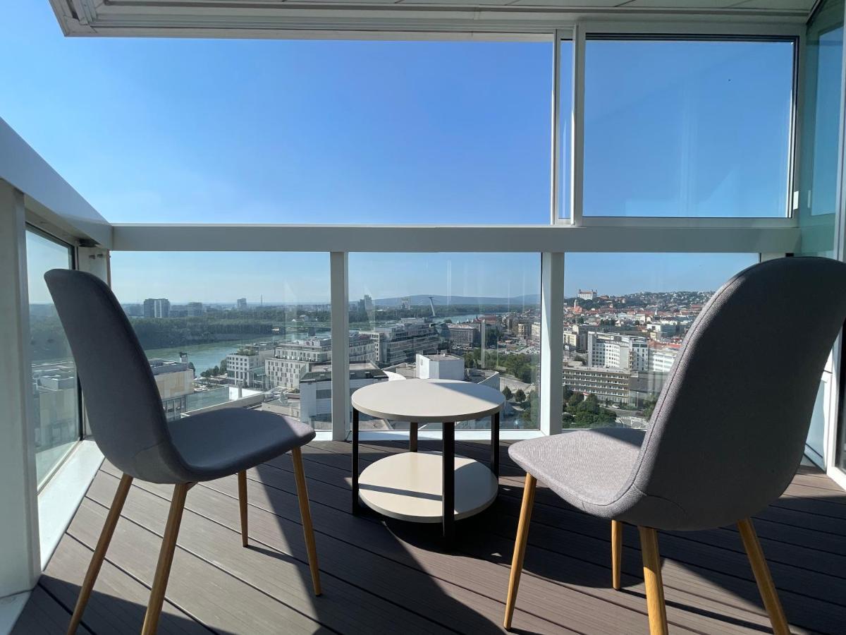 Sag Panorama Apartment 3 Rooms 19Th Floor Great View Free Parking Bratysława Zewnętrze zdjęcie